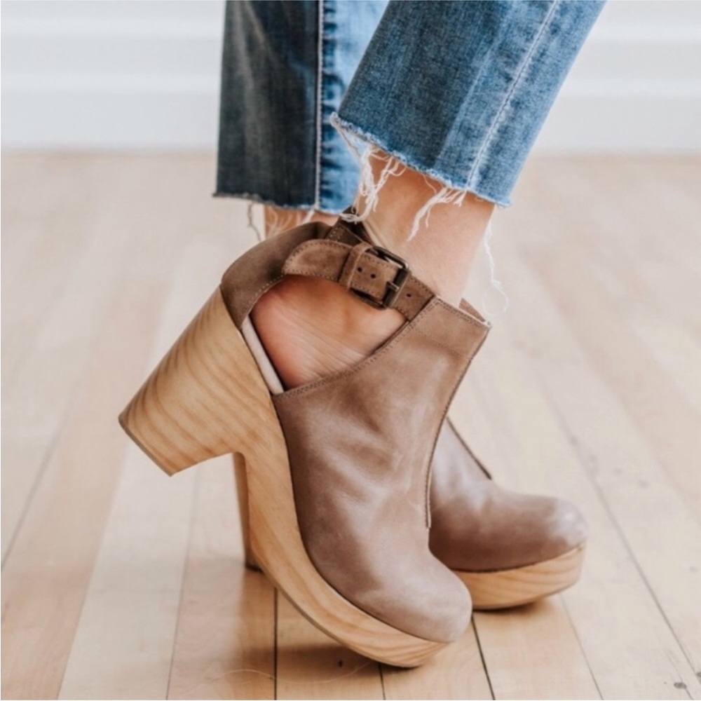Free People Taupe Leather Clog Mules with Wood Platform Heel